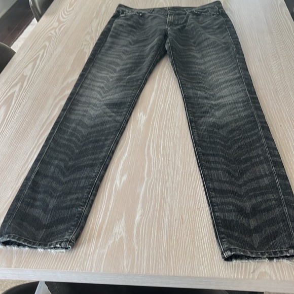 7 Seven for all Mankind black gray zebra print straight jeans sz 28 - Picture 4 of 11